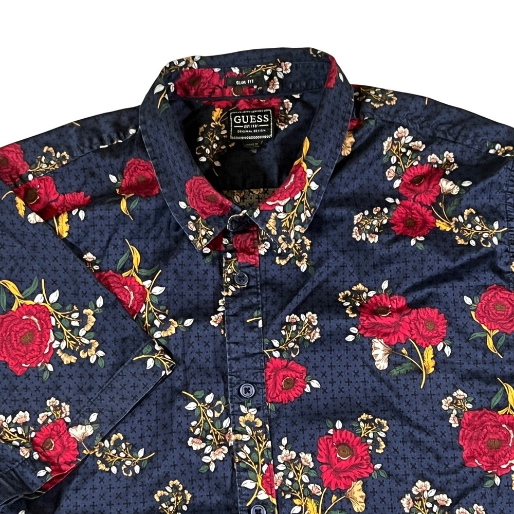 Guess Button Down Mens XXL Navy Blue Red Floral Slim Fit Short Sleeve Rose Shirt
